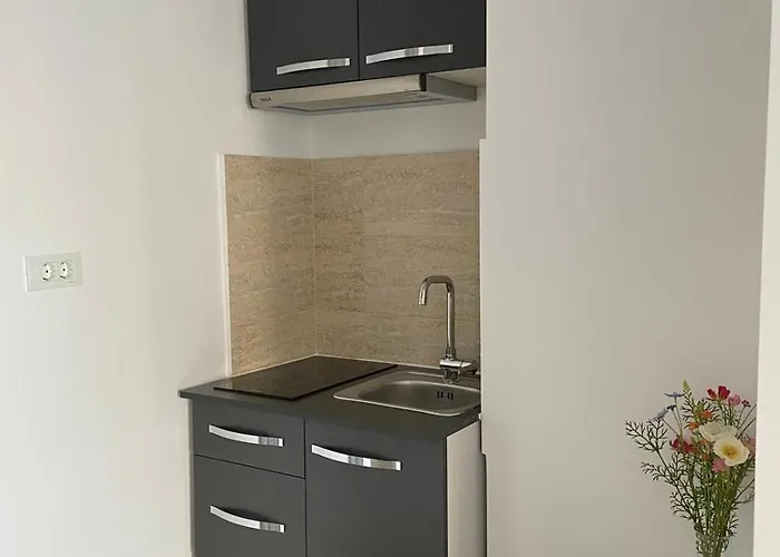 Minimalist Place Bukarest